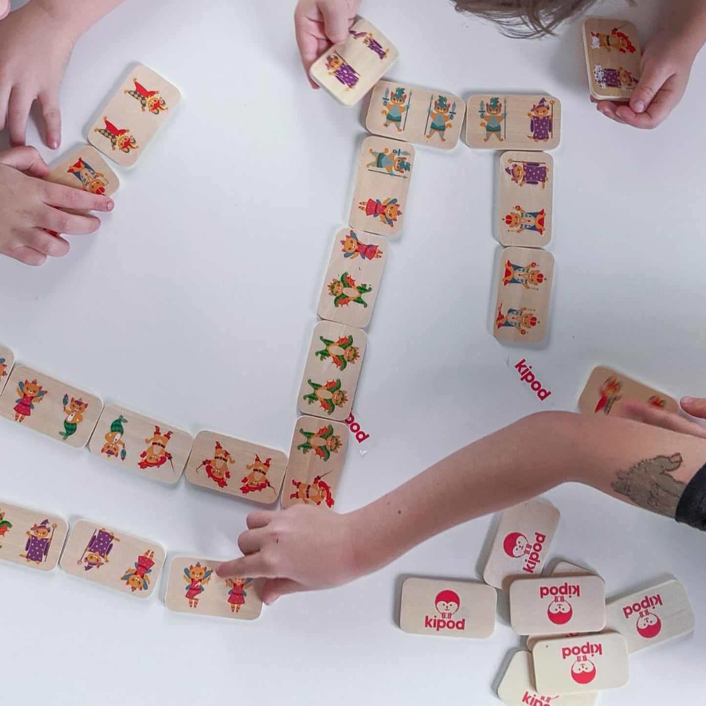 Cats Dominoes